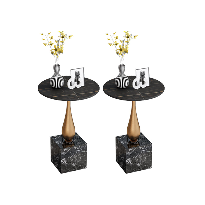 Tabella laterale piedistallo larga 13,77 "Modernistica tavolo da snack laterale in metallo