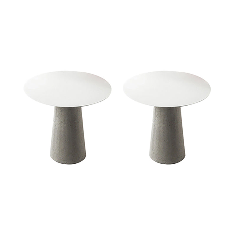 Tabella laterale superiore del ferro in calcestruzzo di divano di divano laterale tavolo