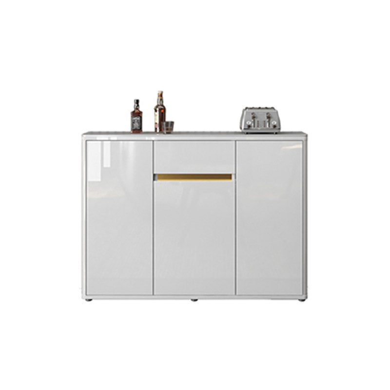 Credenza in pietra a buffet moderno con armadi e cassetti