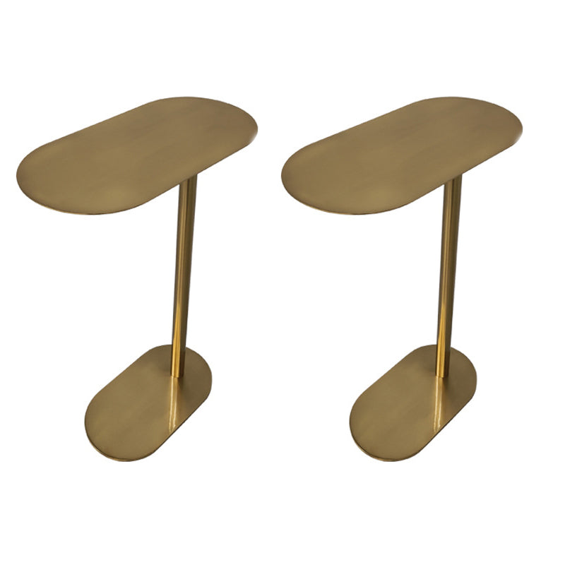 Table d'appoint accent ovale doré au milieu du siècle CA