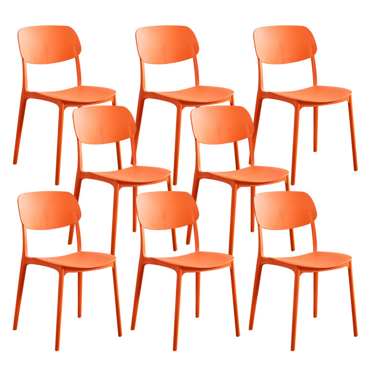 Sillas de comedor apilables sin brazo de plástico para el interior del interior