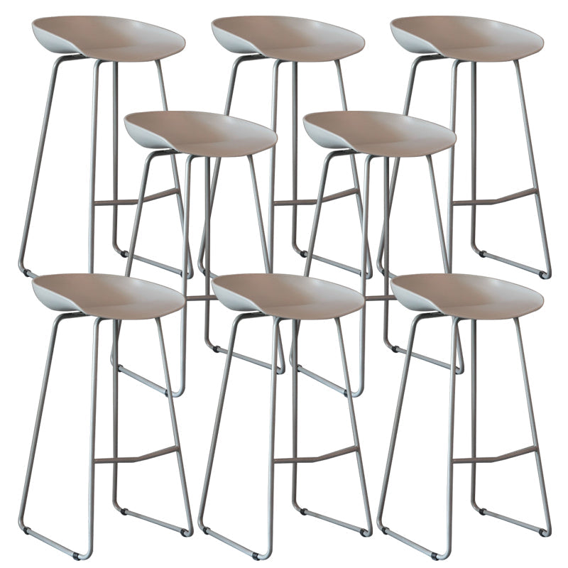 Contemporary Plastic Bar Stool Armless Dining Stool with Metal Base