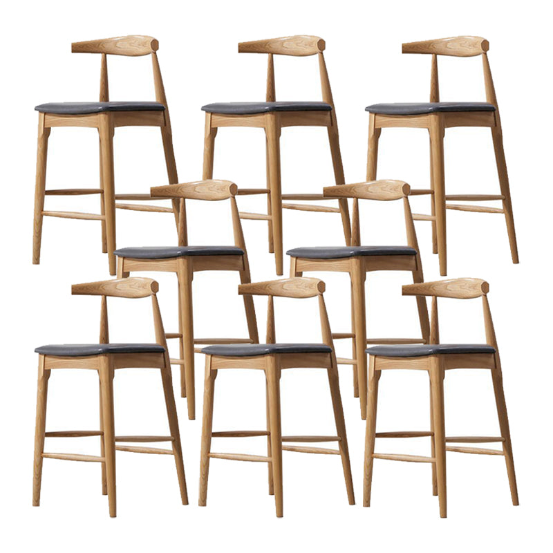 Sgabelli da bar industriali in finta pelle in pelle con base in legno massiccio