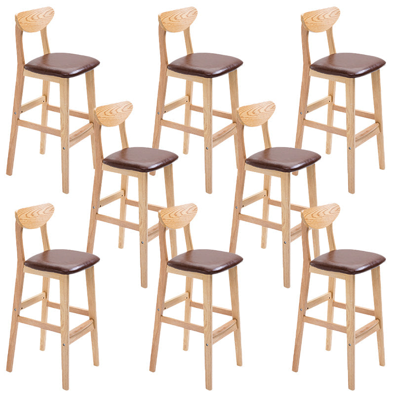 Sgabello da bar in legno di gomma in legno di gomma posteriore con base in legno