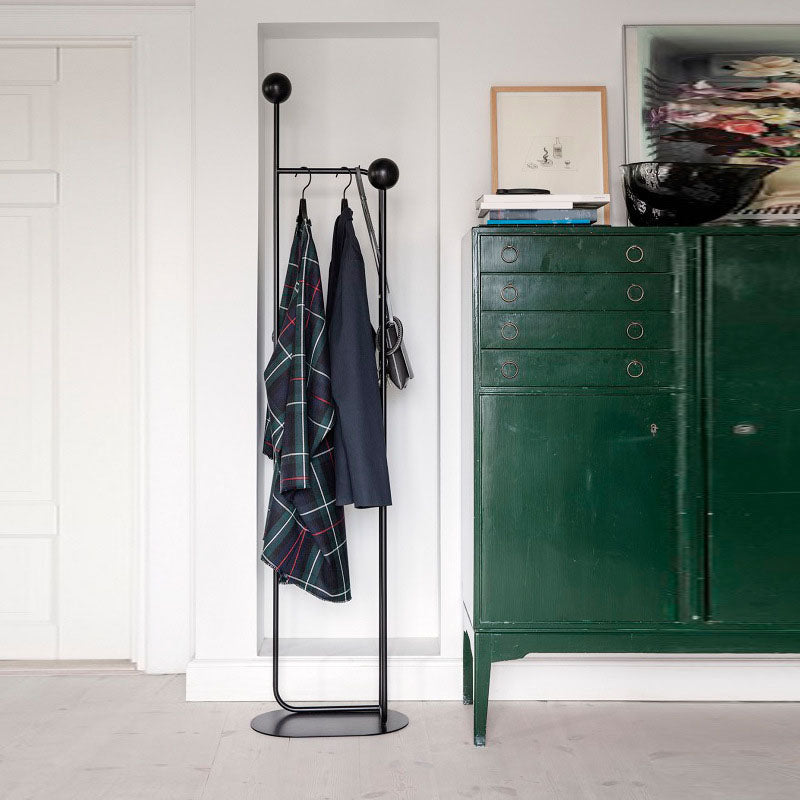 Industrial Style Hall Stand Metal Free Standing Hall Stand for Living Room Black Clearhalo 'Entry & Mudroom Furniture' 'furn' 'furn_hall_tree_coat_racks' 'Furniture' 'Hall Trees & Coat Racks' 'hall_tree_coat_racks' 7001101