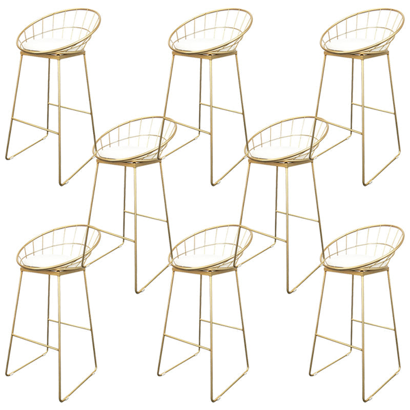 Sgabello da pranzo glam senza braccio sgabello da bar sul retro con base in metallo oro