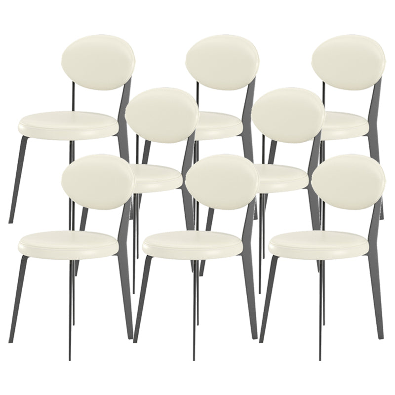 Moderne eenvoudige zijstoel gestoffeerde keuken eetkamerstoel met metalen basis