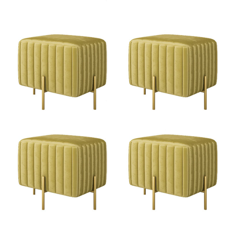 現代のプーフ帝国のベルベット布張りのソリッドカラースクエアオットマンは金属脚