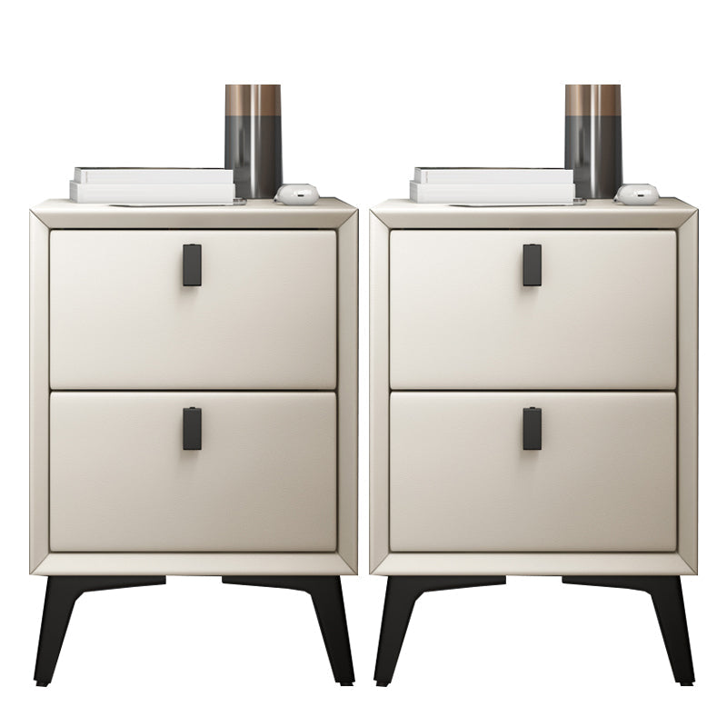 Comobilismo per letto contemporaneo in pelle con cabine da comodino con cassetti