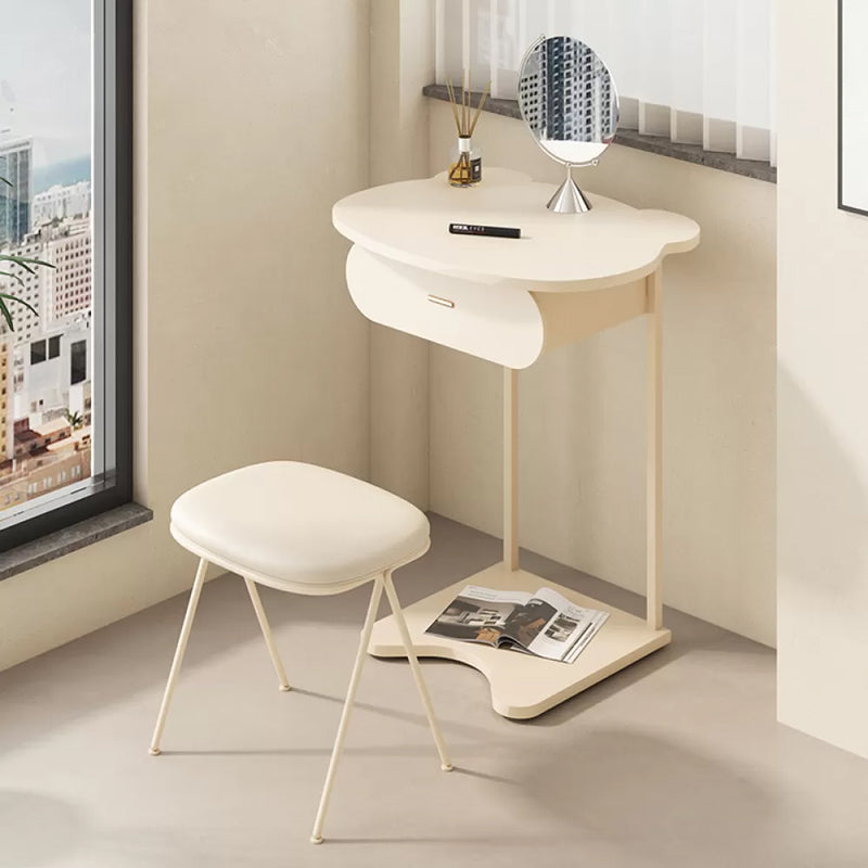 Vanity di trucco metallico moderno per camera da letto con un set di vanità per il trucco del cassetto