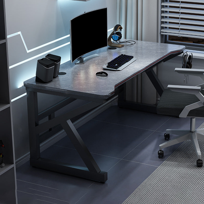 Escritorio de juego de forma libre industrial escritorio de computadora antiguo de acabado antiguo con patas de acero