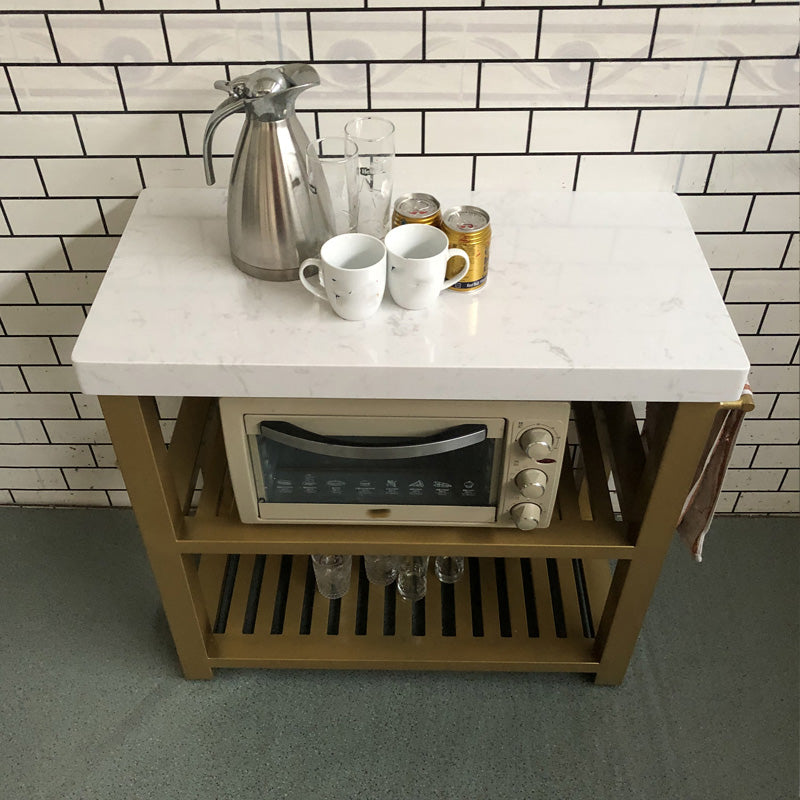 Table de l'îlot de cuisine à la maison