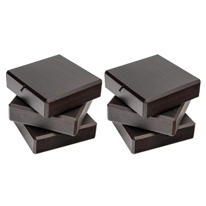 木製のベッドナイトスタンド3つの引き出しが付いた現代的なベッドサイドキャビネット