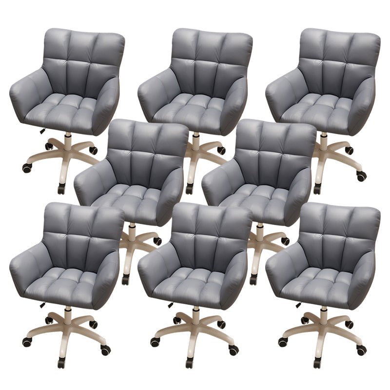 Moderner armloser Bürostuhl Keine belastende ergonomische Rutschenstuhl mit Rädern