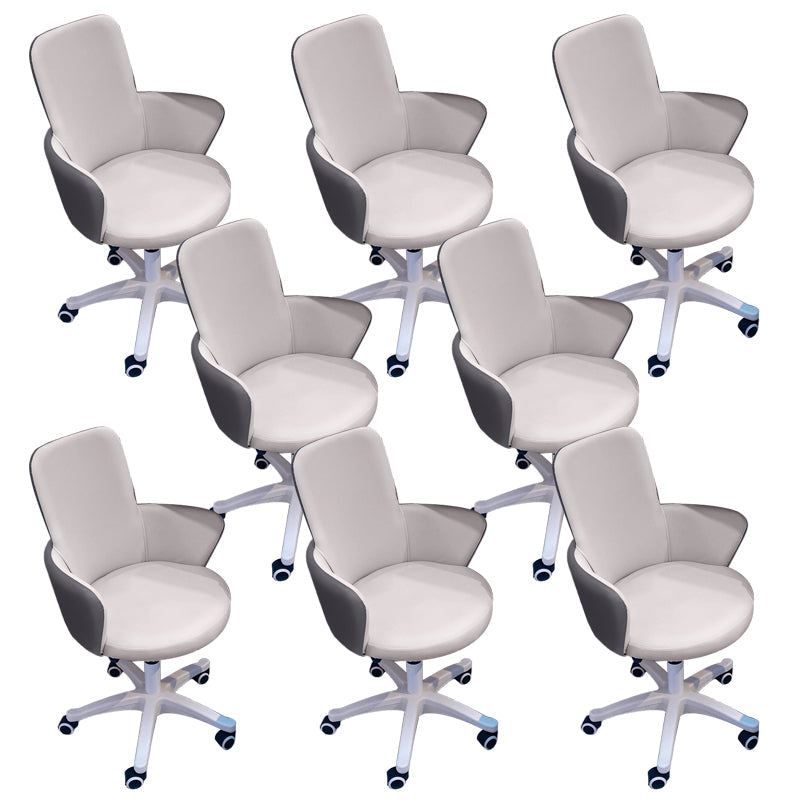 Chaise de bureau sans bras moderne en cuir à hauteur de siège réglable