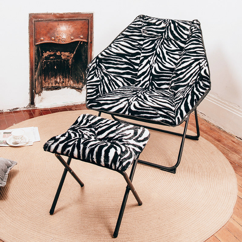 Sedia reclinabile contemporanea in pelle incollata e base in metallo