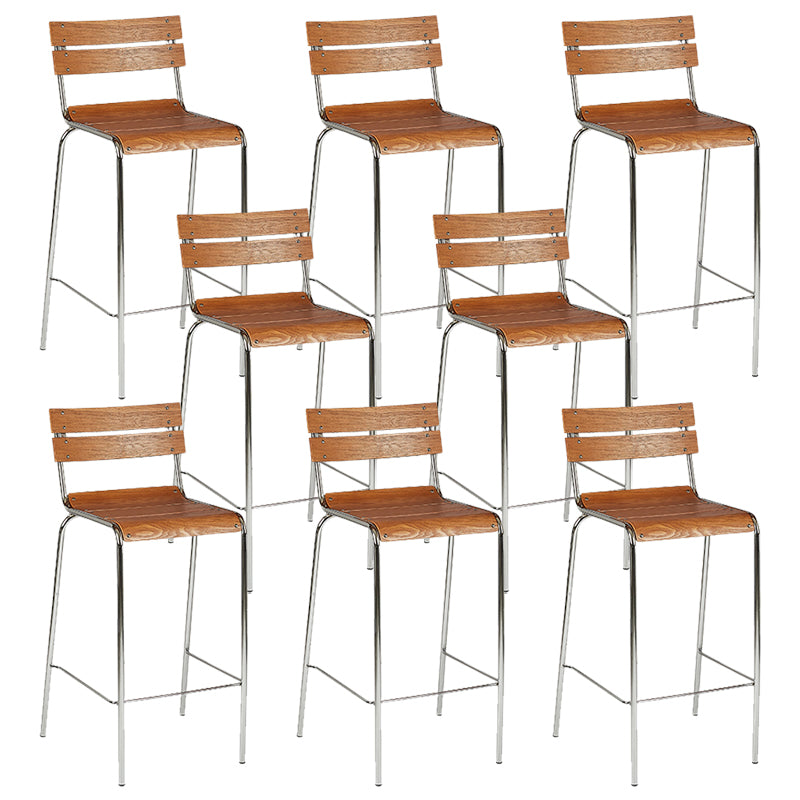 Tabouret haut de contre-dos en bois massif contemporain avec 4 jambes en métal