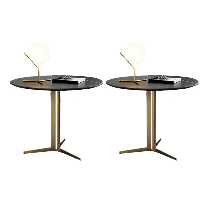 Table de esquina de metal contemporánea Tabla de acento de pedestal redondo con base de pedestal