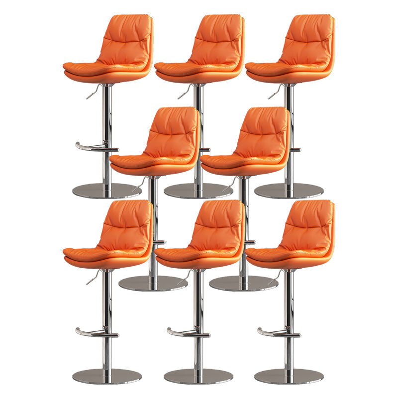 Sgabello da bar imbottito moderno ad altezza regolabile con poggiapiedi