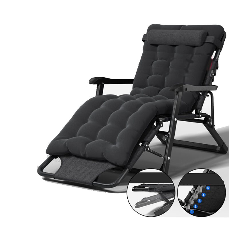 黒/金色の脚を備えた現代の金属ベースリクライニングチェア