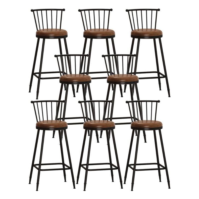 Sgabelli da banco senza braccio con poggiapiedi, contemporanei per Bristol