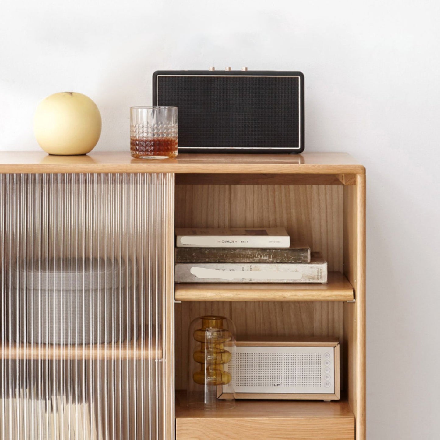 ナチュラルガラスパーン付きソリッドウッドリビングルームアクセントキャビネット付き