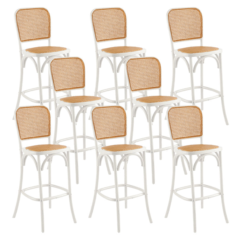 Legno massiccio di altezza da 45 "contemporanei e sgabello da banco rattan