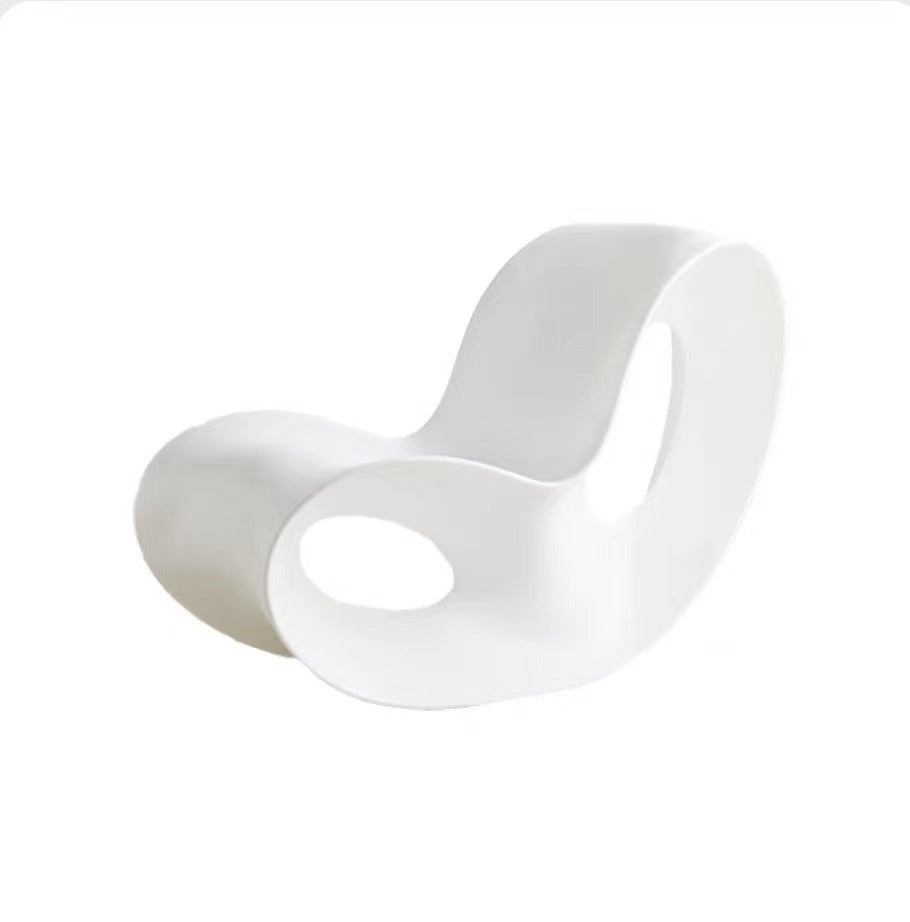 Moderna silla de silla de balancín de plástico reciclado resistente a la mancha para sala de estar