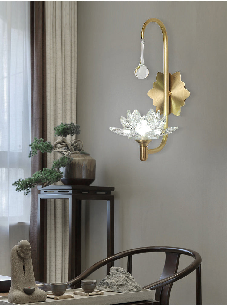 1 Bulb Bedroom Wall Sconce Fixture Modernist Style Brass Finish Wall Lamp with Lotus Clear Crystal Shade Clearhalo 'Modern wall lights' 'Modern' 'Wall Lamps & Sconces' 'Wall Lights' Lighting' O1CN01r7qsJl1uUpam6qzy8__1022126041_5a550cfd-2aa8-4253-be95-4713d4f60bb3