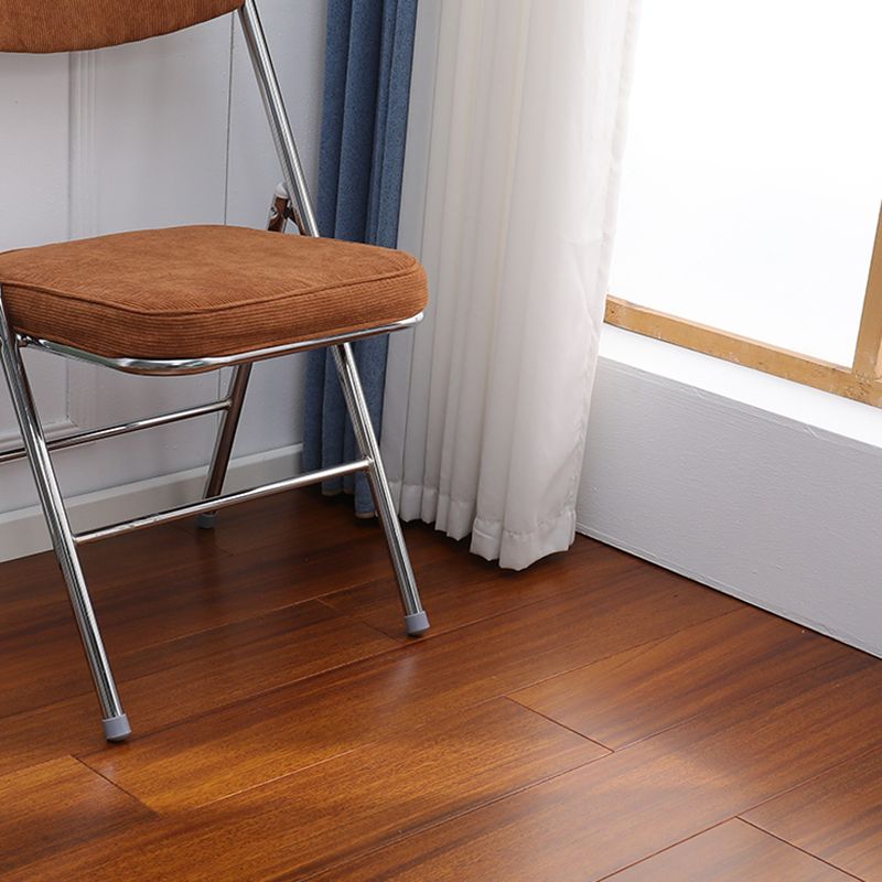 Contemporary Wood Floor Planks Water Resistant Click Lock Plank Flooring Clearhalo 'Flooring 'Hardwood Flooring' 'hardwood_flooring' 'Home Improvement' 'home_improvement' 'home_improvement_hardwood_flooring' Walls and Ceiling' 1200x1200_5c7483b9-7dad-46eb-b994-78b822cc41a3