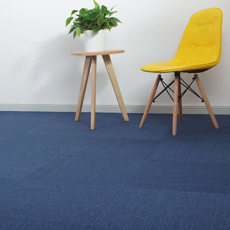Modern Carpet Tiles Level Loop Self Adhesive Fire Resistant Tiles and Carpet Clearhalo 'Carpet Tiles & Carpet Squares' 'carpet_tiles_carpet_squares' 'Flooring 'Home Improvement' 'home_improvement' 'home_improvement_carpet_tiles_carpet_squares' Walls and Ceiling' 1200x1200_8bf570a5-08c6-43b0-8e74-bc3ba170968e