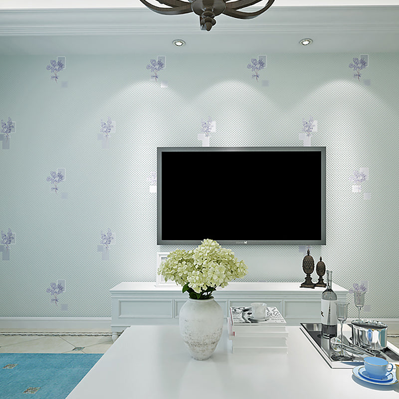 Floral Print Wallpaper Light-Color Cottage Wall Covering for Living Room, 57.1-sq ft Clearhalo 'Country wall decor' 'Rustic' 'Wallpaper' Wall Decor' 1225520