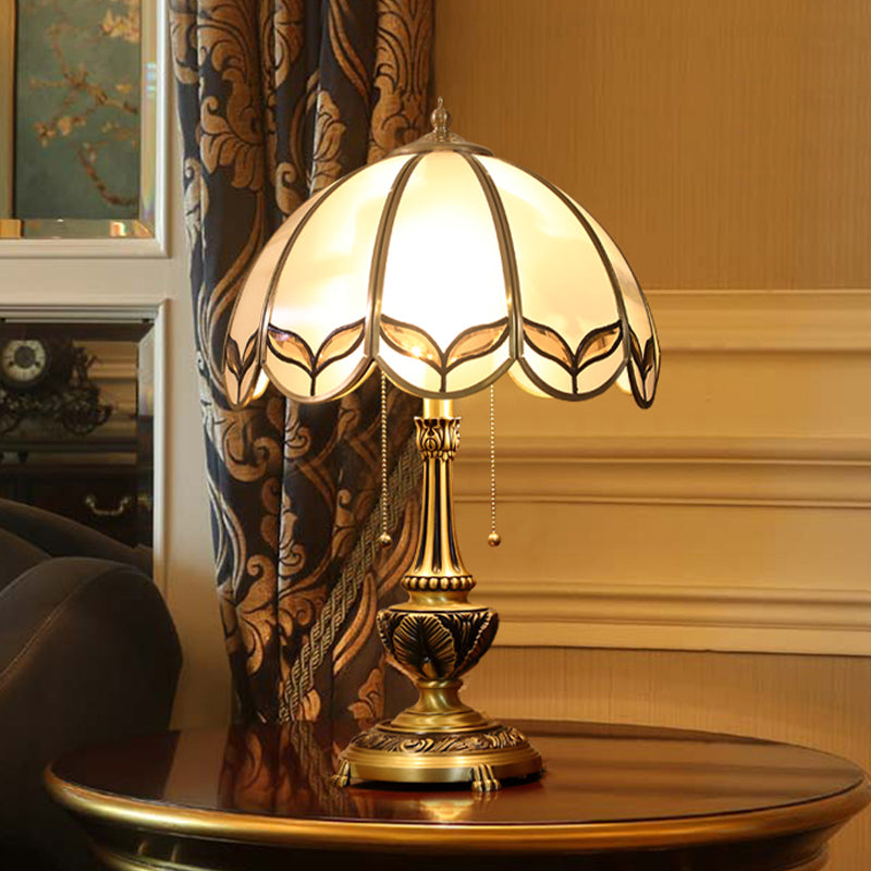 Gold 1-Bulb Nightstand Light Colonialist Beige Glass Scalloped Metal Table Lamp with Pull Chain Clearhalo 'Lamps' 'Table Lamps' Lighting' 1476267