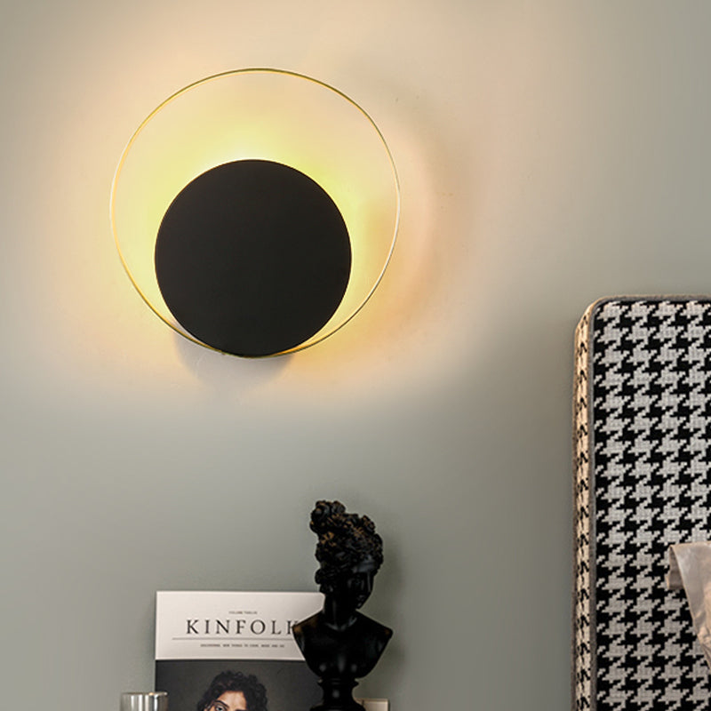 Mid Century Circle Sconce Light Iron 1 Head Hotel Wall Mounted Lighting Fixture in Black-Gold Clearhalo 'Cast Iron' 'Glass' 'Industrial' 'Modern wall lights' 'Modern' 'Tiffany' 'Traditional wall lights' 'Wall Lamps & Sconces' 'Wall Lights' Lighting' 1789435