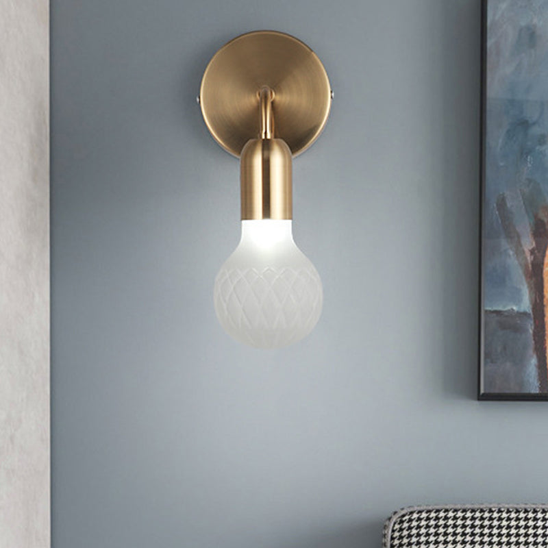 Teardrop Sitting Room Sconce Light Vintage Textured White/Clear Lattice Glass 1-Bulb Gold Wall Lighting Idea Textured White Clearhalo 'Wall Lamps & Sconces' 'Wall Lights' Lighting' 1907247