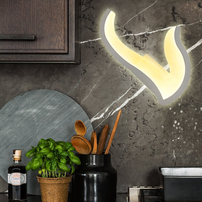 Contemporary White LED Wall Sconce Horn Shape Acrylic Sconce Light for Adult Bedroom White Left Clearhalo 'Wall Lamps & Sconces' 'Wall Lights' Lighting' 192277
