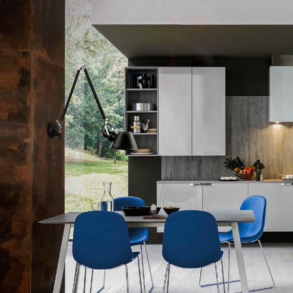 Retro Tapered Wall Lighting 1 Bulb Metallic Wall Mount Lamp with Swing Arm in Black/Chrome for Study Room Clearhalo 'Art deco wall lights' 'Cast Iron' 'Glass' 'Industrial wall lights' 'Industrial' 'Middle century wall lights' 'Modern' 'Rustic wall lights' 'Tiffany' 'Traditional wall lights' 'Wall Lamps & Sconces' 'Wall Lights' Lighting' 20605