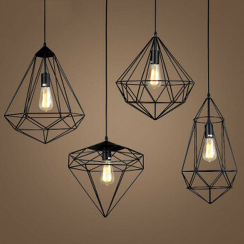 Iron Gemstone Frame Suspension Lighting Retro Style 1 Head Restaurant Pendant Ceiling Light in Black Clearhalo 'Art Deco Pendants' 'Black' 'Cast Iron' 'Ceiling Lights' 'Ceramic' 'Crystal' 'Industrial' 'Metal' 'Pendant Lights' 'Rustic Pendants' 'Tiffany' Lighting' 2241540_14e12a6a-dd9a-4f7e-94d6-0e9deb97d1ee