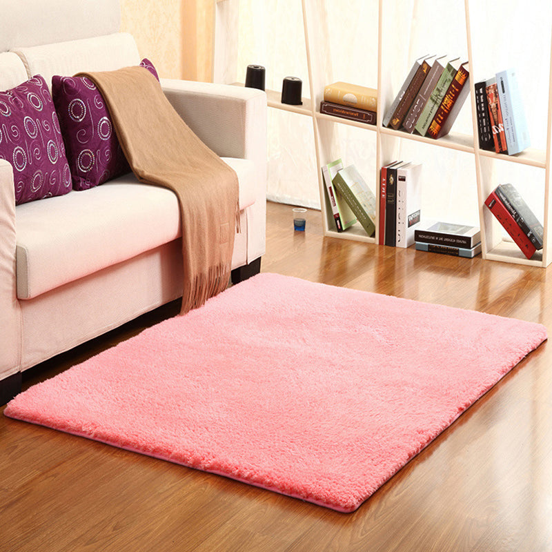 Casual Solid Color Rug Multi Colored Polypropylene Indoor Rug Non-Slip Backing Easy Care Carpet for Room Watermelon Red Clearhalo 'Area Rug' 'Casual' 'Rugs' Rug' 2288097