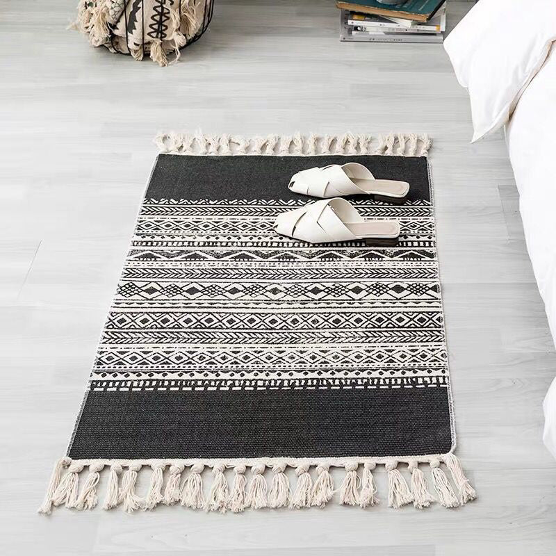 Southwestern Geo Print Rug Multicolored Jute Area Carpet Handmade Machine Washable Indoor Rug with Fringe for Decor Black 2' x 2'11" Clearhalo 'Area Rug' 'Rugs' 'Southwestern' Rug' 2392299