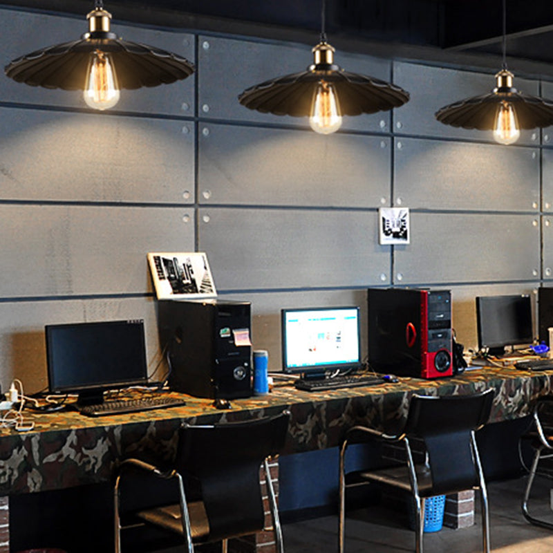 Scalloped Metal Pendant Lighting Farm Style Coffee Shop Hanging Light Kit in Black Clearhalo 'Art Deco Pendants' 'Black' 'Cast Iron' 'Ceiling Lights' 'Ceramic' 'Crystal' 'Industrial Pendants' 'Industrial' 'Metal' 'Middle Century Pendants' 'Pendant Lights' 'Pendants' 'Rustic Pendants' 'Tiffany' Lighting' 2552977