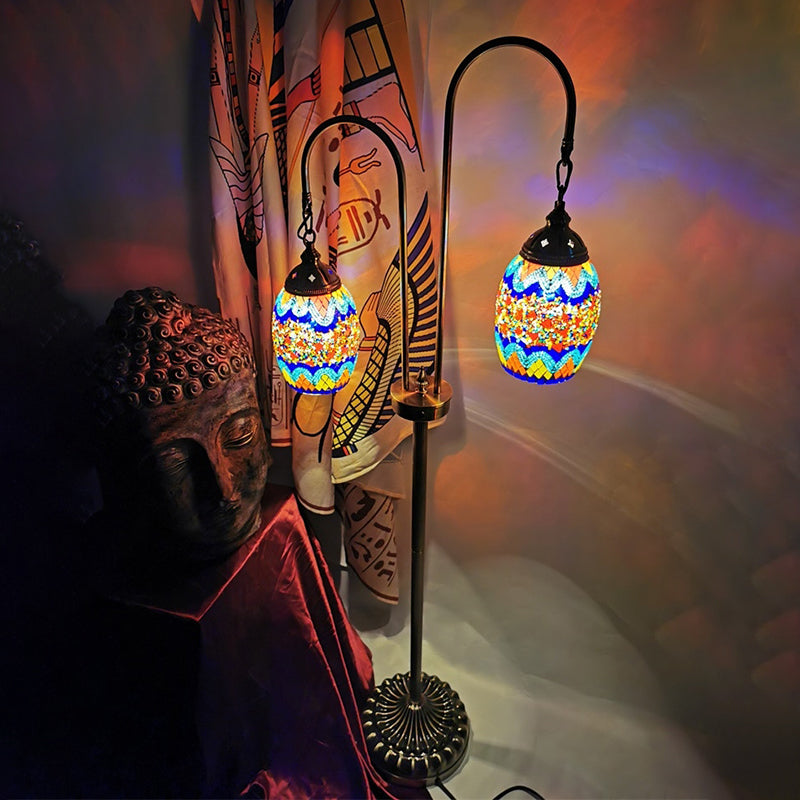 Traditional Oval Floor Reading Lamp 2 Lights Hand-Crafted Glass Standing Lamp in White/Blue/Blue and Yellow Clearhalo 'Floor Lamps' 'Lamps' Lighting' 381803