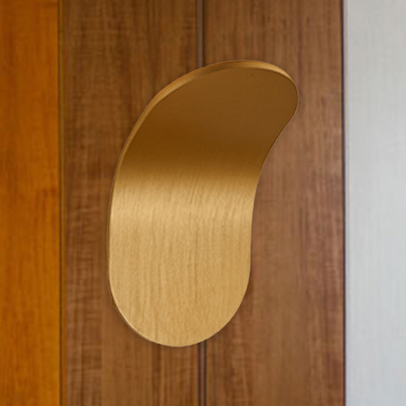 Metal Bracket Sconce Light Modernist LED Bedside Wall Mount Light Fixture in Black/Gold/Coffee Clearhalo 'Cast Iron' 'Glass' 'Industrial' 'Modern wall lights' 'Modern' 'Tiffany' 'Traditional wall lights' 'Wall Lamps & Sconces' 'Wall Lights' Lighting' 519841