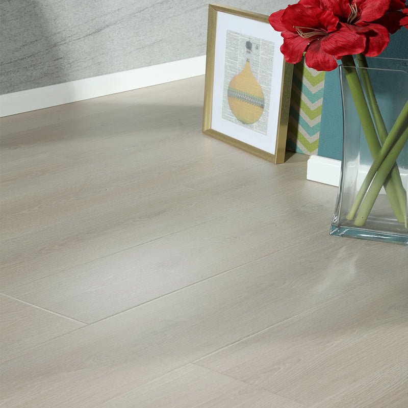 Modern Wood Floor Laminate Textile Waterproof Living Room Laminate Floor Khaki Clearhalo 'Flooring 'Home Improvement' 'home_improvement' 'home_improvement_laminate_flooring' 'Laminate Flooring' 'laminate_flooring' Walls and Ceiling' 6787977