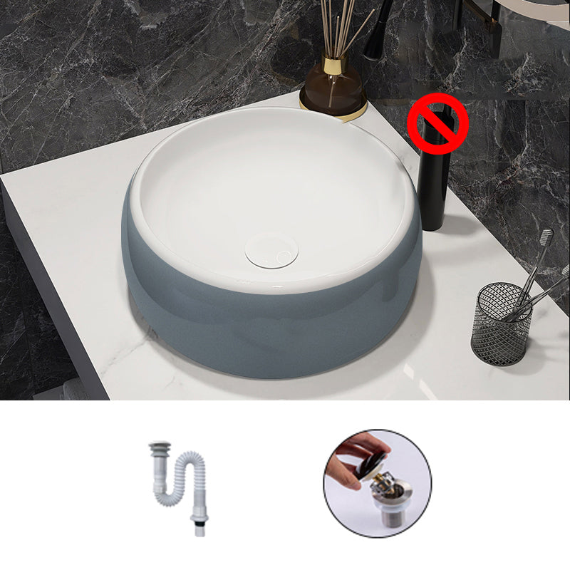 Modern Style Vessel Bathroom Sink Round Ceramic Vessel Bathroom Sink 15.7"L x 15.7"W x 5.9"H Sink Unavailable Clearhalo 'Bathroom Remodel & Bathroom Fixtures' 'Bathroom Sinks & Faucet Components' 'Bathroom Sinks' 'bathroom_sink' 'Home Improvement' 'home_improvement' 'home_improvement_bathroom_sink' 7205628
