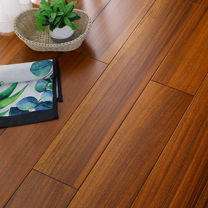 Contemporary Wood Floor Planks Water Resistant Click Lock Plank Flooring Clearhalo 'Flooring 'Hardwood Flooring' 'hardwood_flooring' 'Home Improvement' 'home_improvement' 'home_improvement_hardwood_flooring' Walls and Ceiling' 7385684