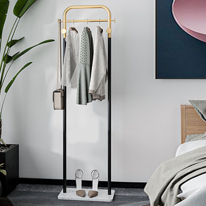 Rack de manteau moderne en métal encadré du rail suspendu et 4 hameçons Hall Stand