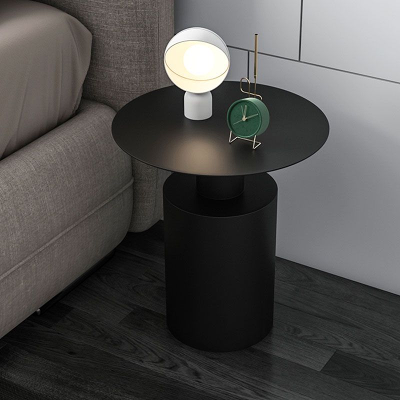 Metal Nightstand Contemporary Lower Shelf Accent Table Nightstand 19.7" Tall Clearhalo 'Bedroom Furniture' 'furn' 'furn_night_stand' 'Furniture' 'night_stand' 'Nightstands' 1200x1200_001b0557-4985-4d48-aa74-f4534f19841c