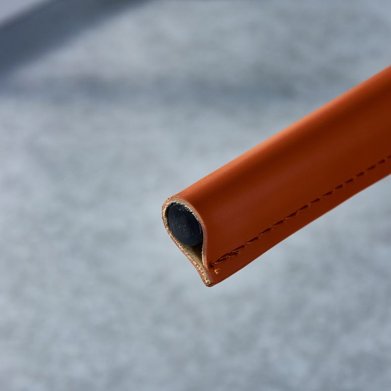 Contemporary Parsons Side Chair Matte Finish Leather Curved Armless Chair for Brasserie Clearhalo ' kitchen&dining_furn' 'Dining Chairs' 'Dining Tables & Seating' 'dining_chair' 'furn' 'furn_dining_chair' 'Furniture' 'furniture_dining_chair' 'Kitchen & Dining Furniture' 'kitchen' 1200x1200_006efaae-e765-453e-b5a8-543d38fc05a7