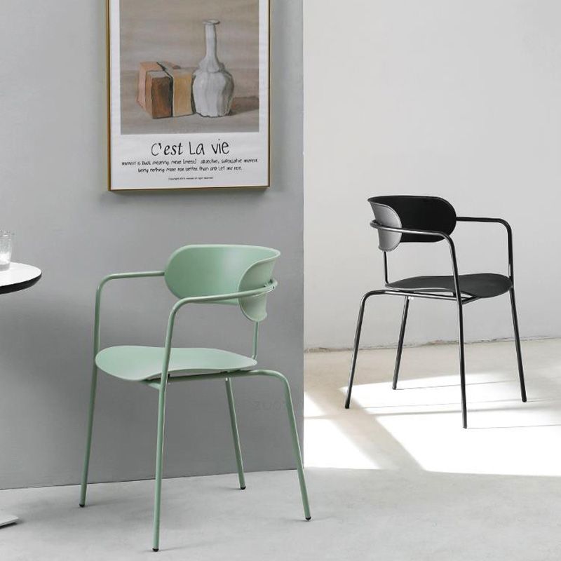 Zeitgenössischer Metall Esszimmerstuhl Arm Open Rücken Essneitenstuhl für Esszimmer